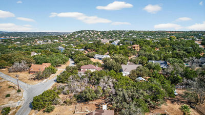 401 Cargill Dr — photo 2