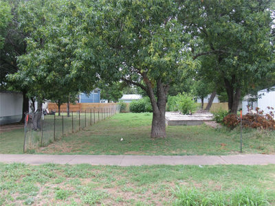 210 E E Carrie Manor Rd — photo 5