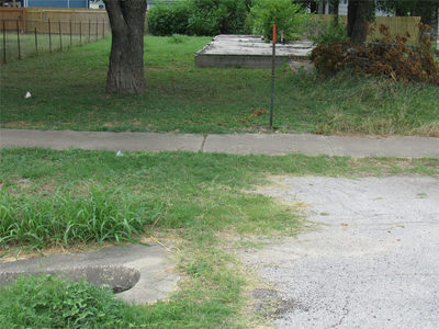 210 E E Carrie Manor Rd — photo 3