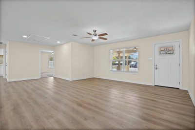 412 Oak St — photo 4