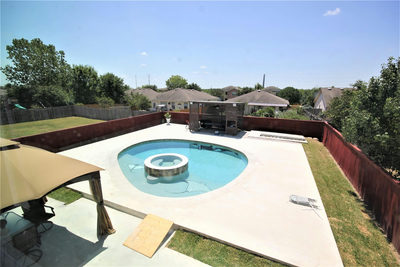 205 Rinehardt St — photo 2