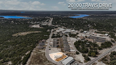 20100 TRAVIS Dr — photo 2