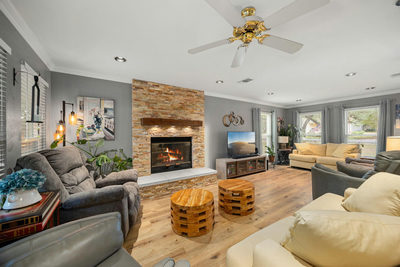 20 Westwood Dr — photo 3