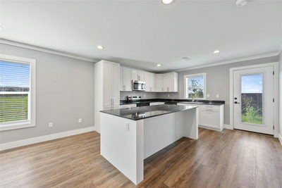 2024 Applewood Dr — photo 4