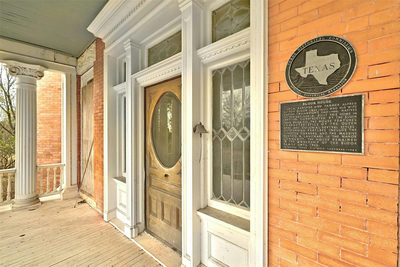 709 Lexington St — photo 2