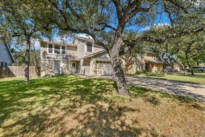 6808 Luckenbach Ln — photo 2