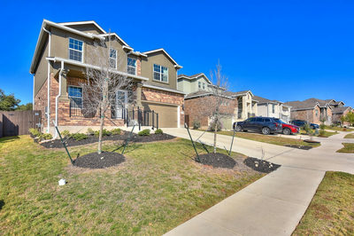 2221 Four Waters Loop — photo 2