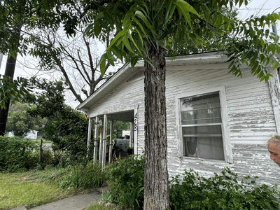 428 Runnels Ave — photo 2