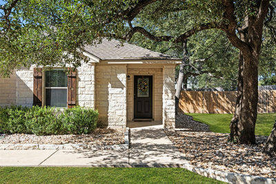 300 Leanne Dr — photo 3
