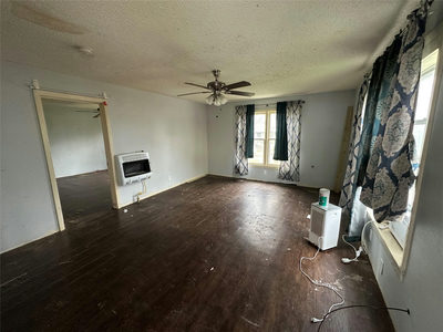 102 W Mesquite St #B — photo 2