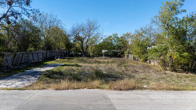 313 N Front St — photo 2