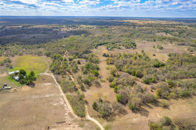 000 Armadillo Ln — photo 2
