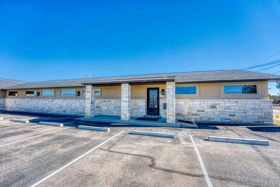 320 Southland Dr — photo 2