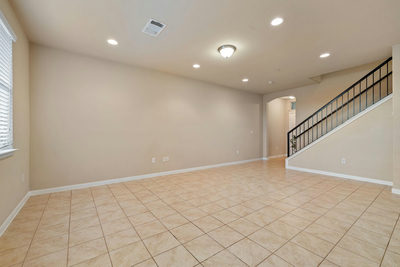 2880 Donnell Dr #702 — photo 5