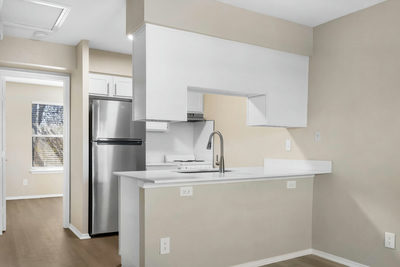3012 Whisper Oaks Ln #J — photo 2