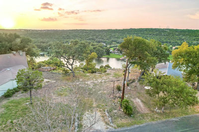 1808 Cliffwood Dr — photo 3