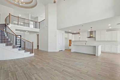 604 Lightstone Dr — photo 2