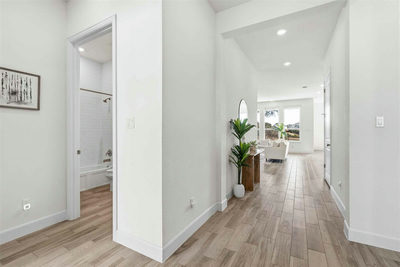 104 Corbin Ave — photo 4