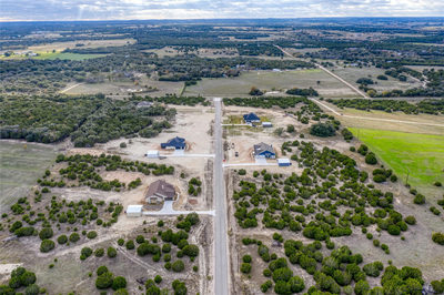 202 Whispering Wind Rd — photo 4