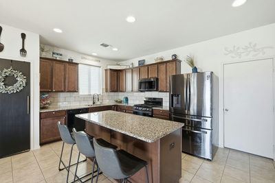 529 Staton St — photo 5