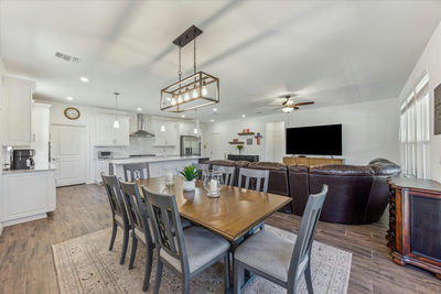 636 Martingale St — photo 4