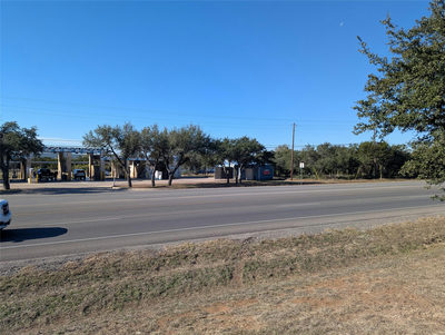 1511 US Hwy 290 Hwy — photo 2
