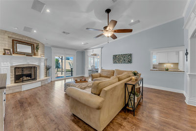 213 Corder Ln — photo 5