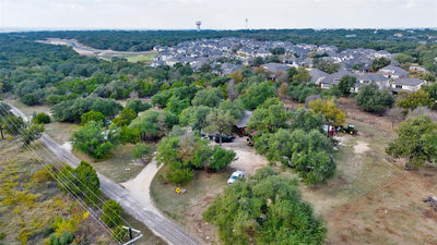 208 Whisper Ln — photo 2