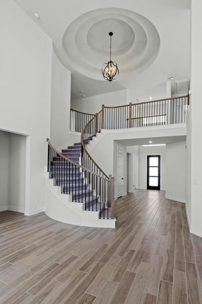 301 Sheepdog Dr — photo 2