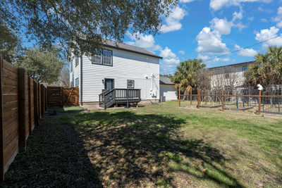 8601 Putnam Dr — photo 3