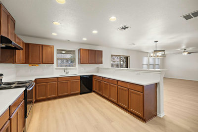924 Oatmeal Dr — photo 4
