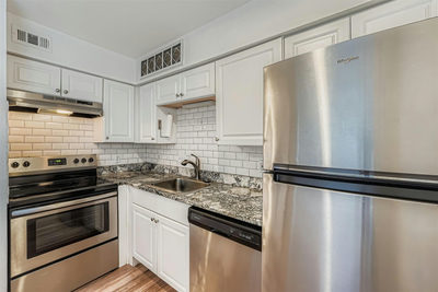 1840 Burton Dr #208 — photo 4
