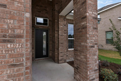 405 Raleigh Dr — photo 2