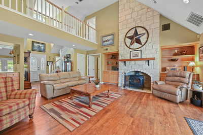 24415 Singleton Bend Rd E — photo 2