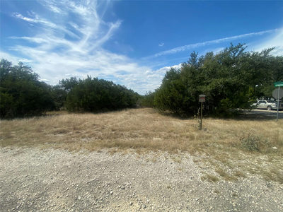 21844 Ticonderoga Ave — photo 2