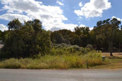 223 Pleasant Valley Rd — photo 3