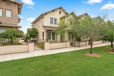 6814 E Riverside Dr #21 — photo 2
