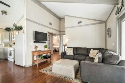 2591 Lakeshore Dr — photo 4