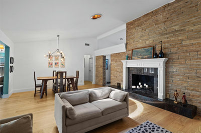4604 Rue St — photo 4