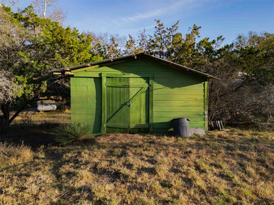 185 Roadrunner Ln — photo 3