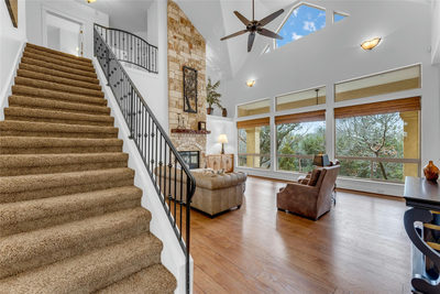 413 Rock House Dr — photo 2