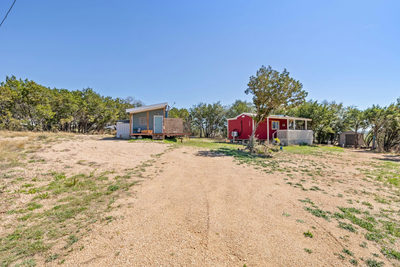 5705 Shirley Dr — photo 2