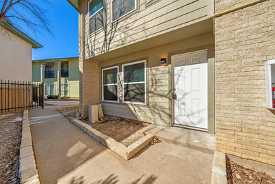 2124 Burton Dr #125 — photo 2
