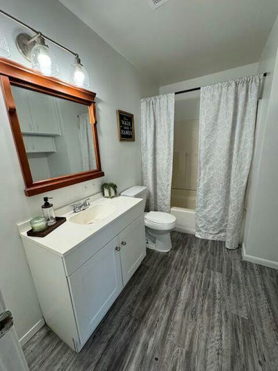 622 Trinity St — photo 3