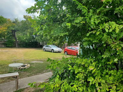 2610 Rogers Ave — photo 4