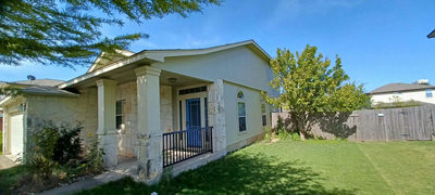 325 Wimberley St — photo 3