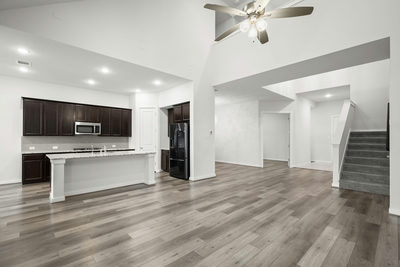 841 Spinnaker Loop — photo 5