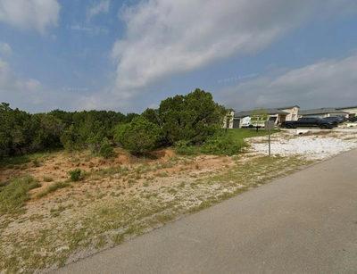 21407 Highland Lake Dr — photo 2