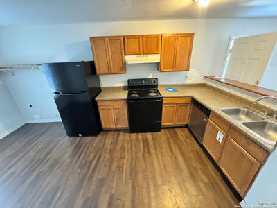 830 W Hutchins Pl #3 — photo 3