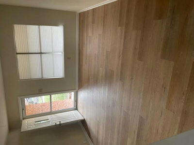 102 W Covington Dr — photo 2